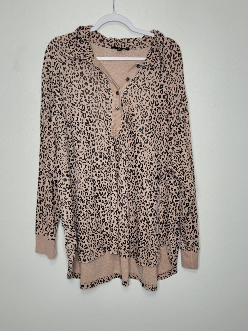 Jane and Delancey tan black animal print thermal over sized plus size top 3x
